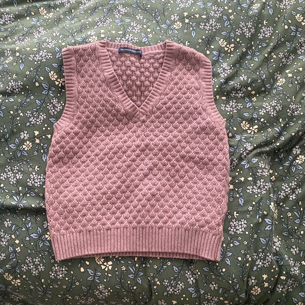Brandy Melville sweater vest